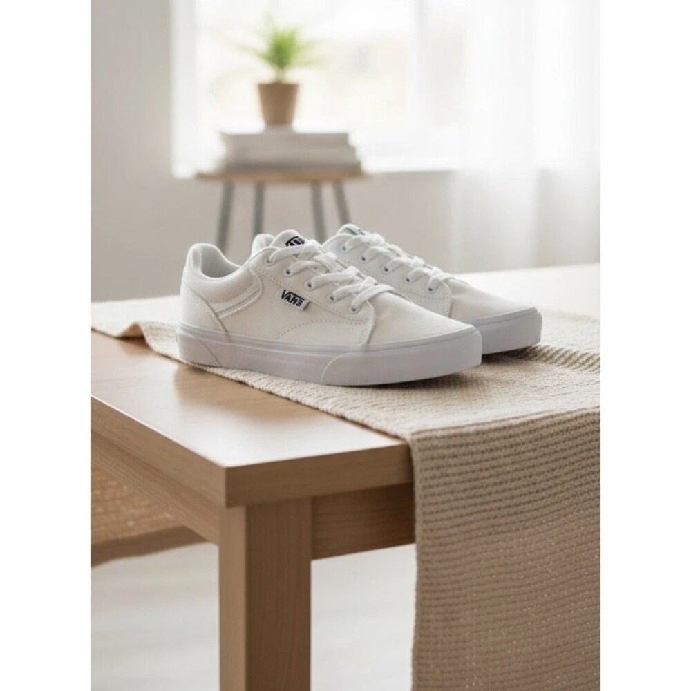 Vans Seldan Platform Sneakers Youth Kids Size 4 Canvas White